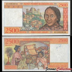 MADAGASCAR - Billet de 2500 Francs / 500 Ariary - Palais de la Reine - 1998